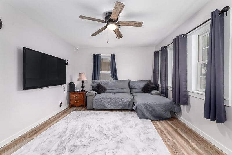 312 Cornell Ave, Bonner Springs, KS 66012