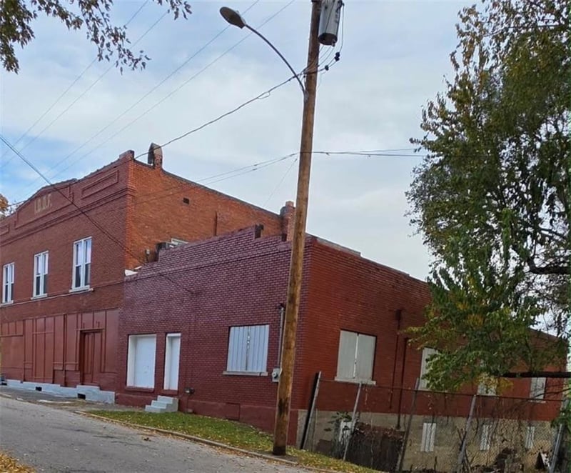 1621 25th St, Kansas City, KS 66102