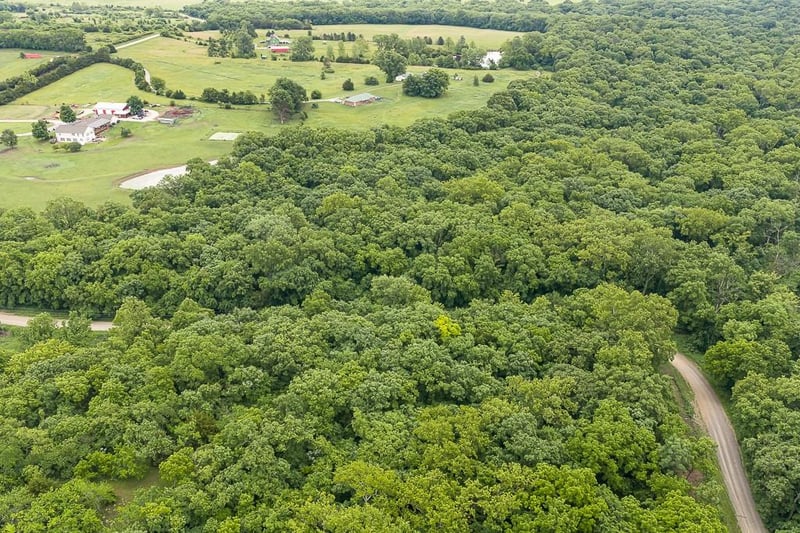 00000 Wild Horse Rd, Lawrence, KS 66044