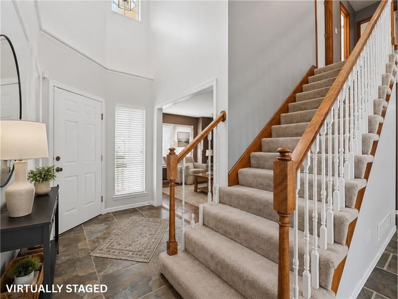1305 Crystal Creek Pl, Blue Springs, MO 64015