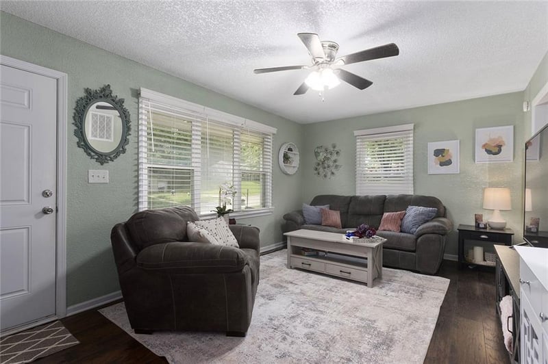 5313 N Euclid Ave, Kansas City, MO 64118