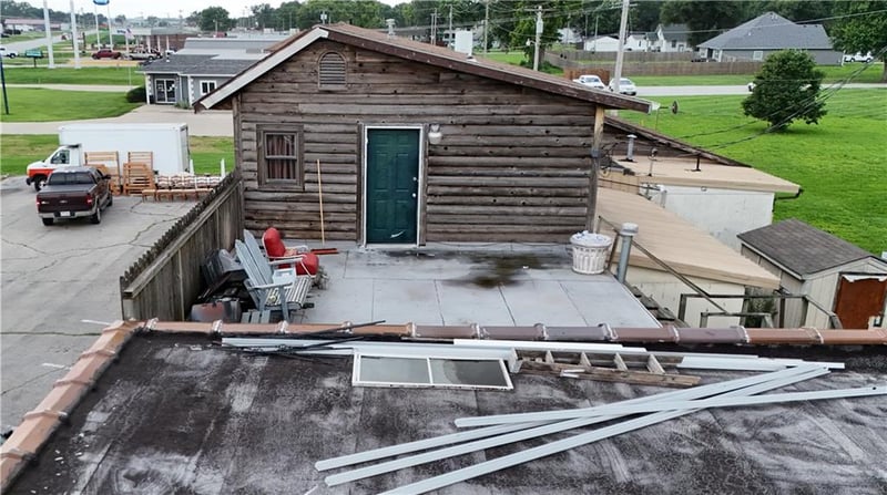 201 Roseport Rd, Elwood, KS 66024