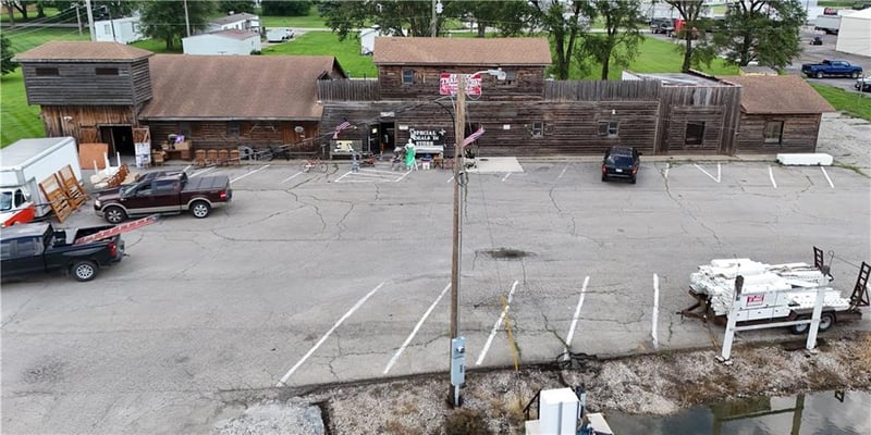 201 Roseport Rd, Elwood, KS 66024