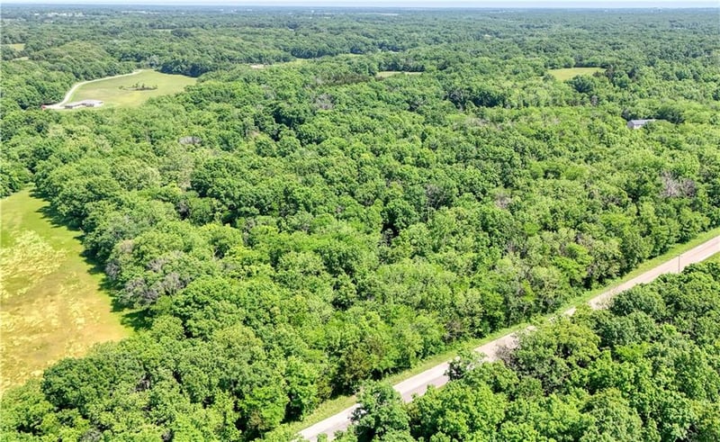 651 Rd, Leeton, MO 64761
