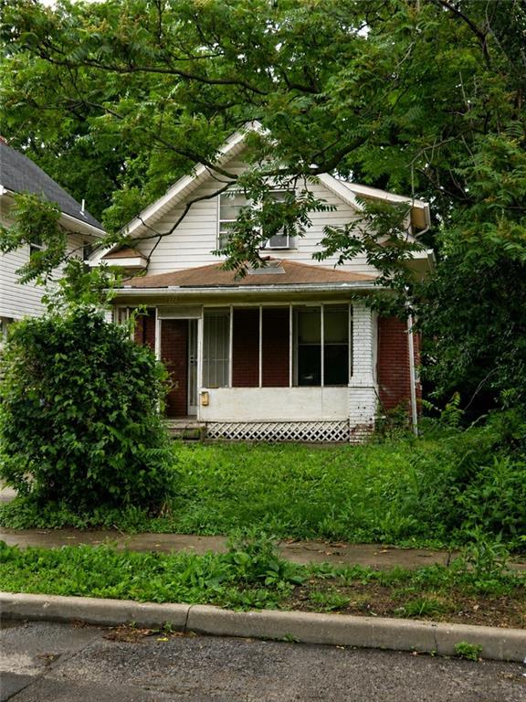 3325 Montgall Ave, Kansas City, MO 64128