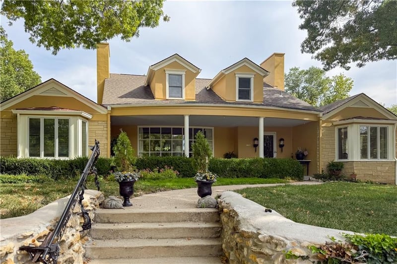 1336 Spencer Dr, Lawrence, KS 66044