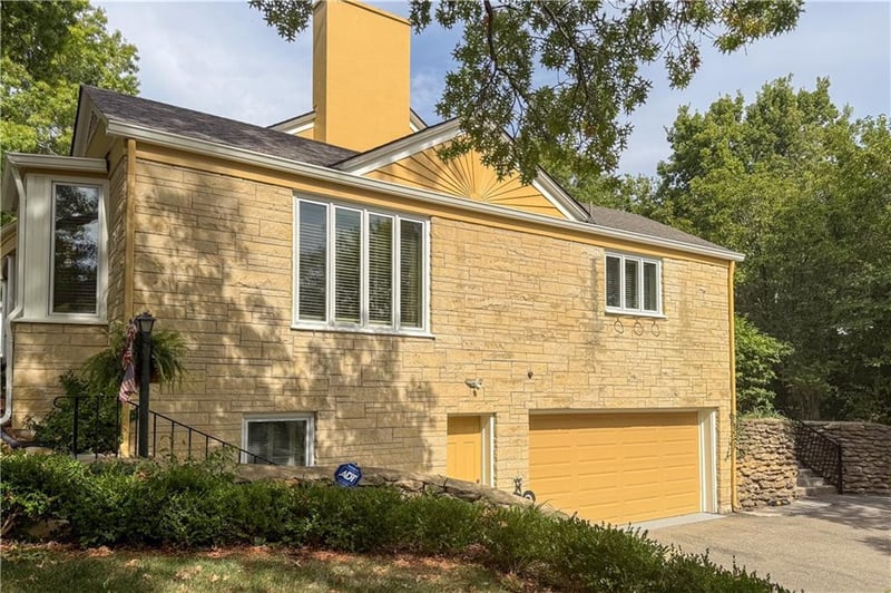 1336 Spencer Dr, Lawrence, KS 66044