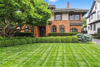 7225 Ward Pw, Kansas City, MO 64114