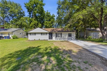 11310 Corrington Ave, Kansas City, MO 64134