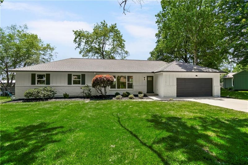 3515 W 93rd St, Leawood, KS 66206