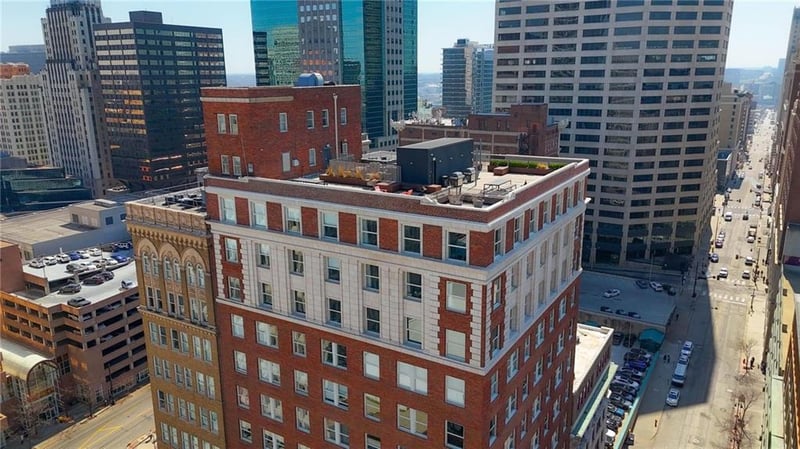 21 W 10th St #4C, Kansas City, MO 64105
