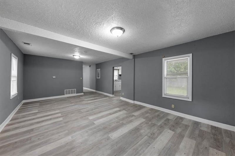 1108 39th St, Kansas City, KS 66106