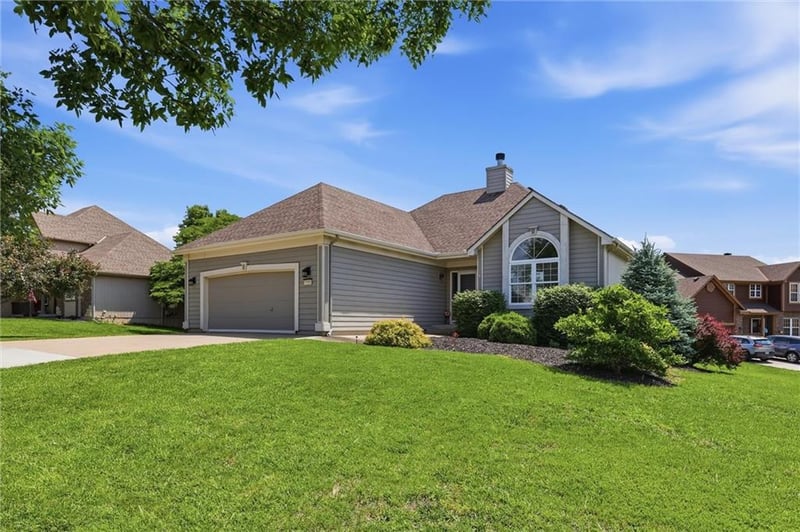 7703 Breckenridge Ave, Kansas City, MO 64139