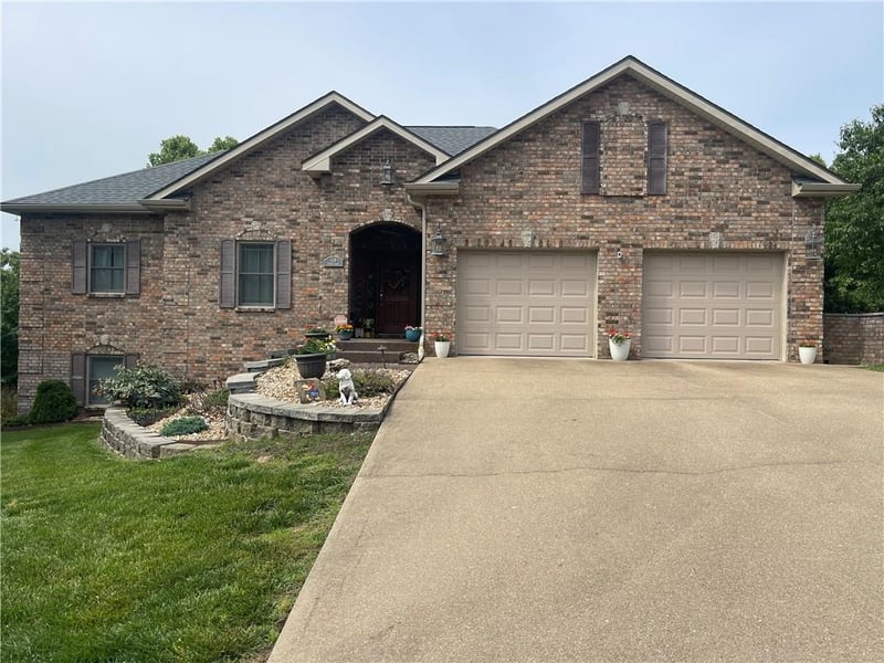 118 Hickory Rg, Waynesville, MO 65583