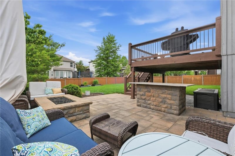 2409 NE 111th St, Kansas City, MO 64155