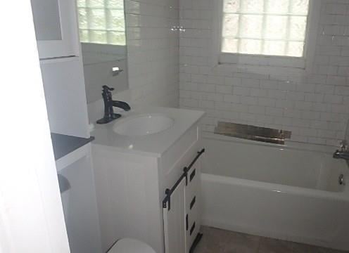 2322 Hazelton Ct, Topeka, KS 66606