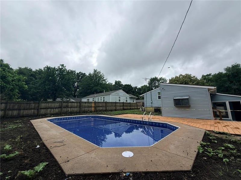 11221 Herrick Ave, Kansas City, MO 64134