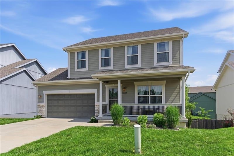 12617 Charlotte St, Kansas City, MO 64146