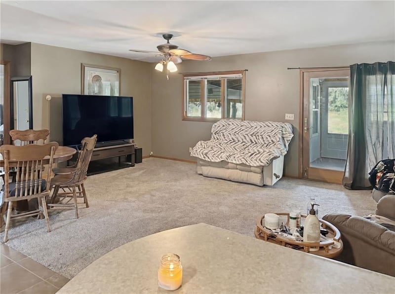 215 2nd St, Sumner, MO 64681