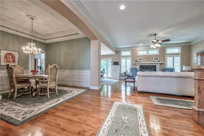 81 Continental Dr, Lansing, KS 66043