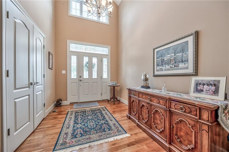 81 Continental Dr, Lansing, KS 66043
