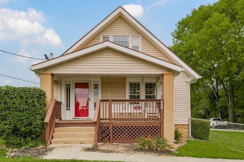 2517 18th St, Kansas City, KS 66106