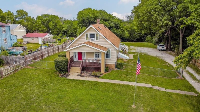 2517 18th St, Kansas City, KS 66106