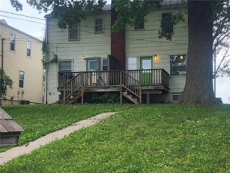 716 Leonard St, Liberty, MO 64068