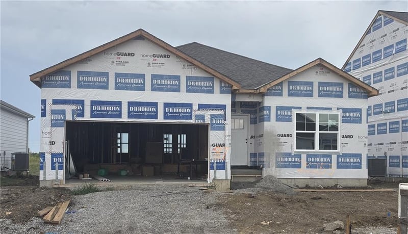 25255 W 177th Ter, Gardner, KS 66030