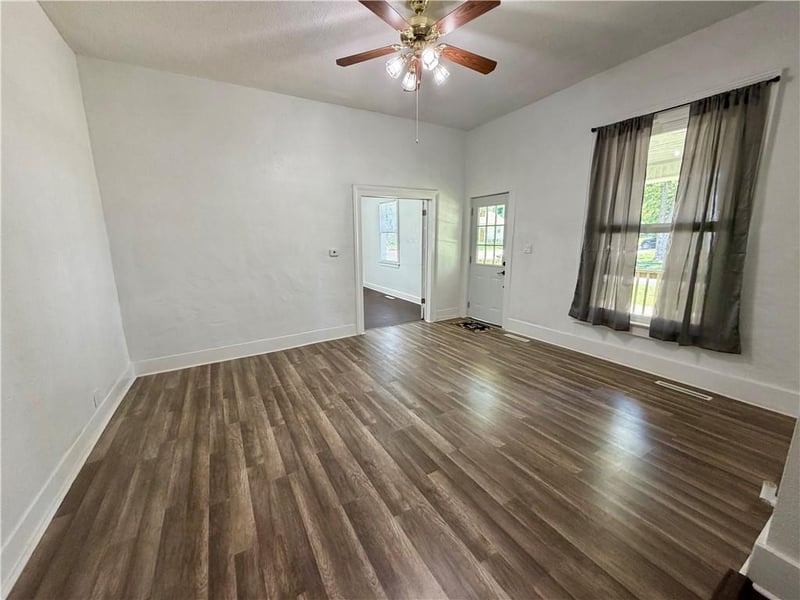 313 Harrison St, Butler, MO 64730