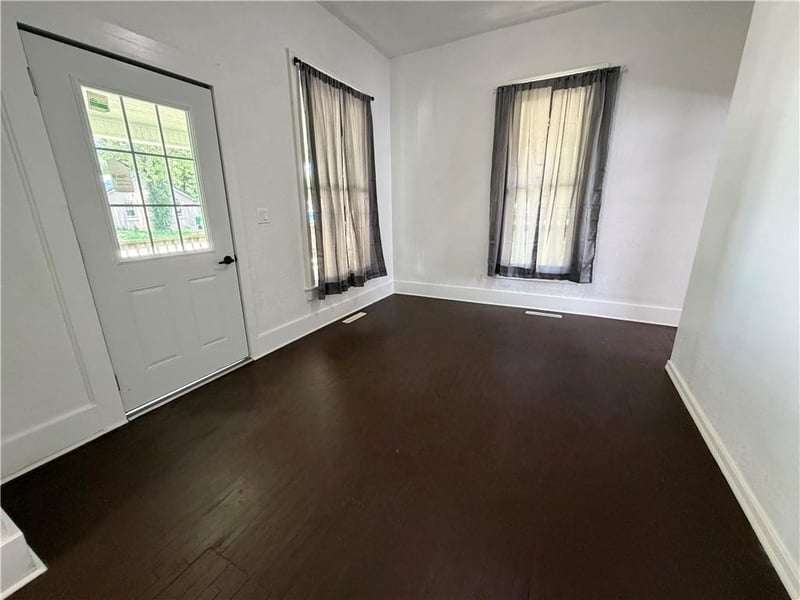 313 Harrison St, Butler, MO 64730