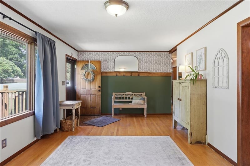 10709 E 70th Ter, Raytown, MO 64138
