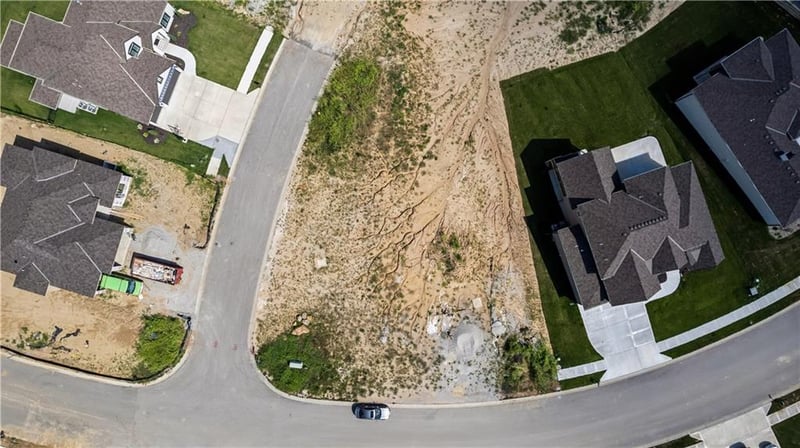 5168 47th Ter, Riverside, MO 64150