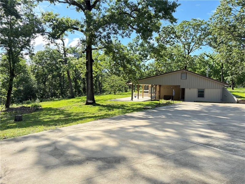 1096 971p Rd, Deepwater, MO 64740