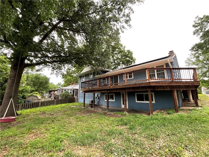 3706 Grand Ave, Kansas City, MO 64116
