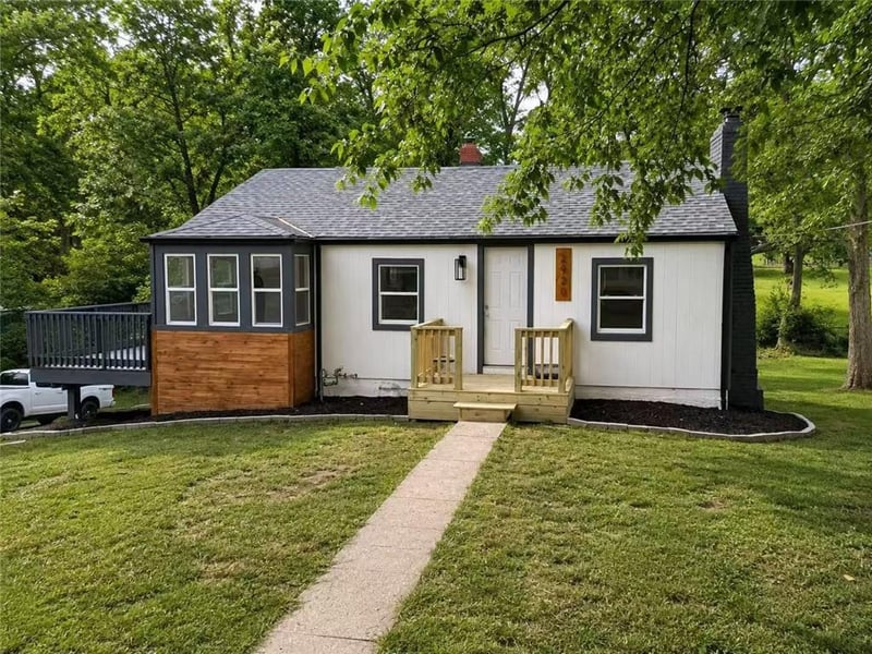 2920 39th St, Kansas City, MO 64117