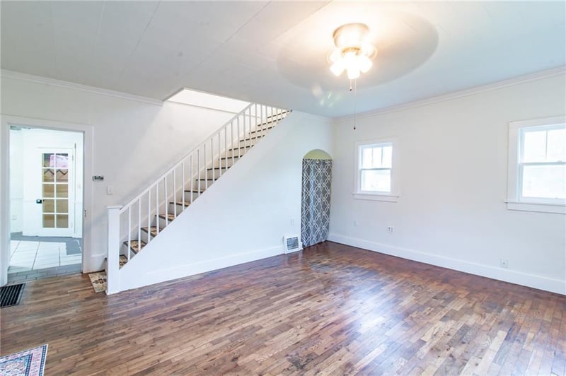 701 Pine St, Holden, MO 64040