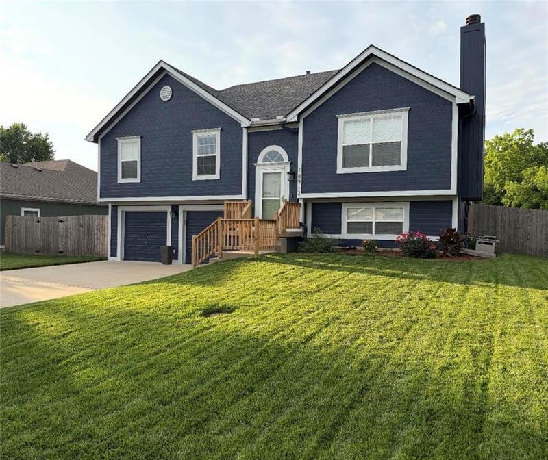 18912 12th St, Independence, MO 64057