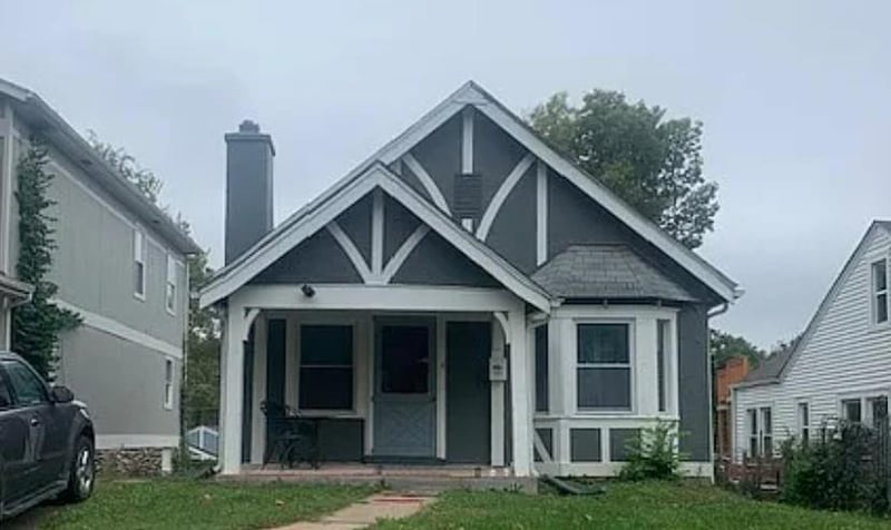 6638 Broadmoor St, Kansas City, MO 64131