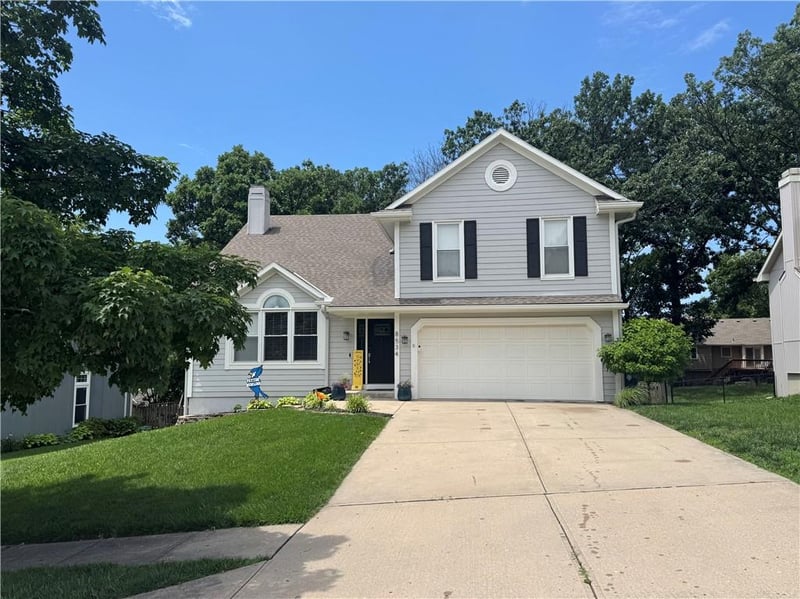 8534 Flora Ave, Kansas City, MO 64155