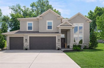 5807 N Bell Ct, Kansas City, MO 64118