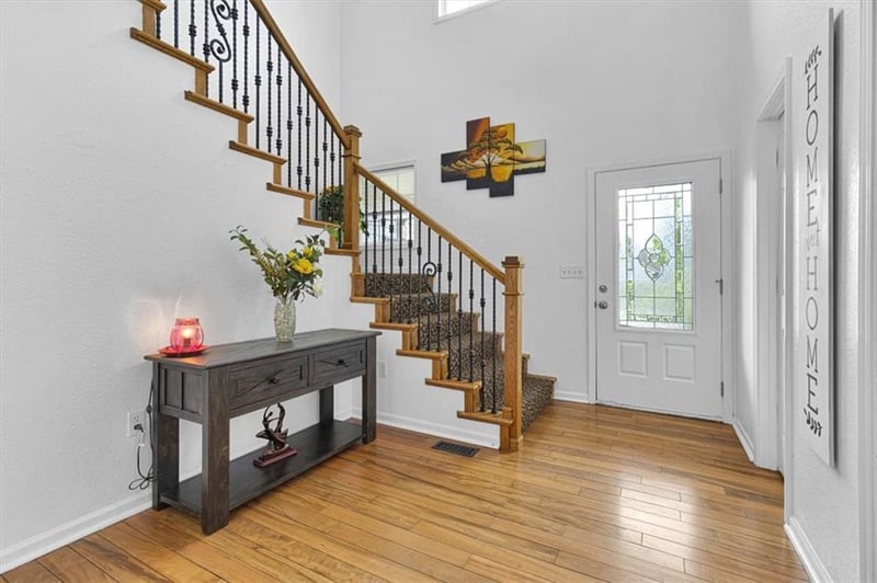 20934 Cottonwood Cir, Spring Hill, KS 66083