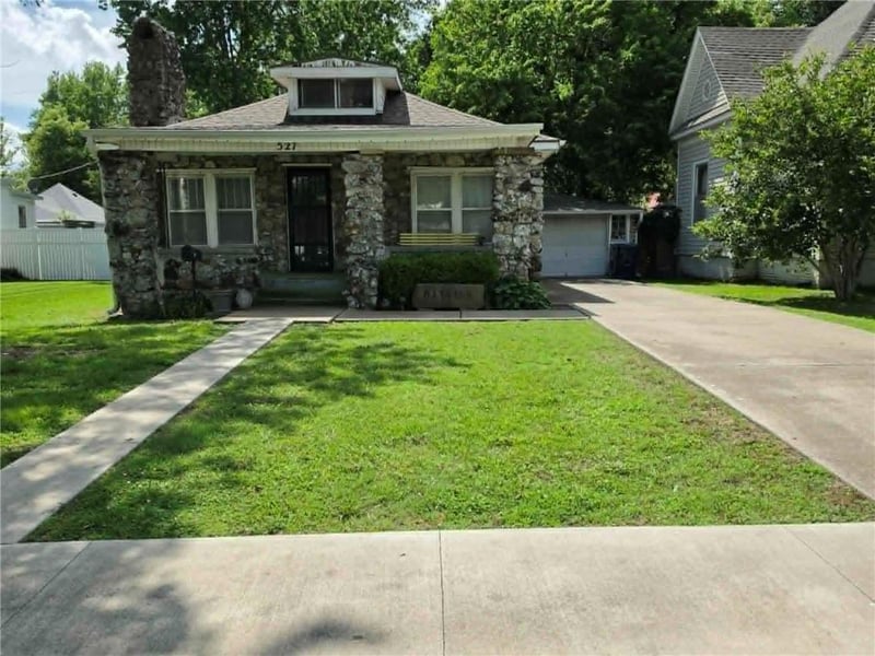 527 Kansas Ave, Columbus, KS 66725