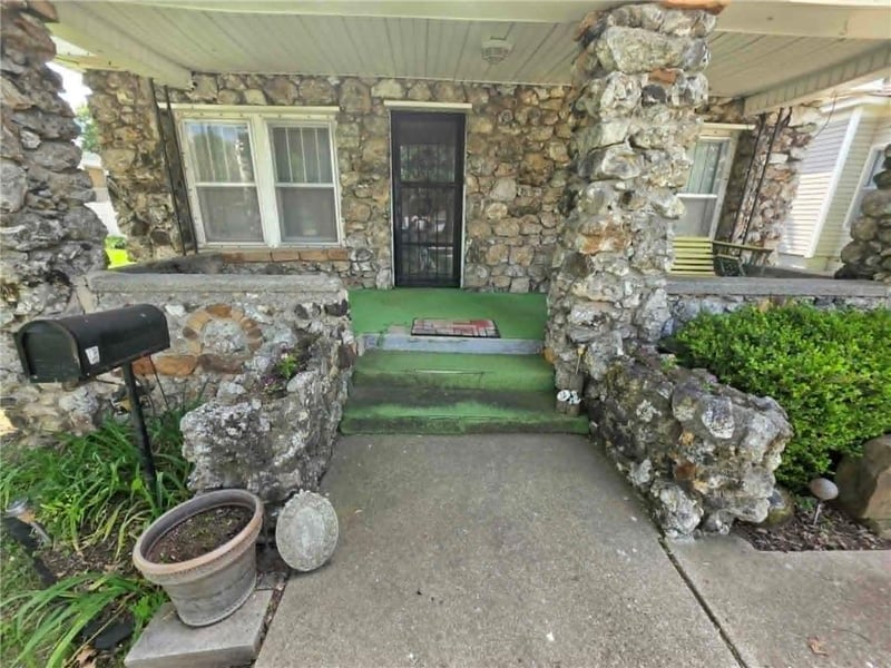 527 Kansas Ave, Columbus, KS 66725