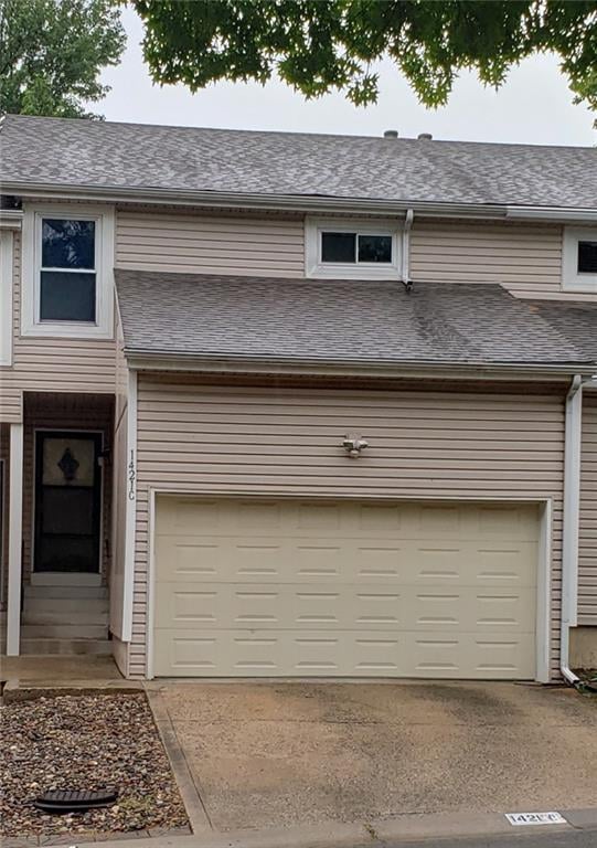 1421 Mart Way Cir #C, Olathe, KS 66061