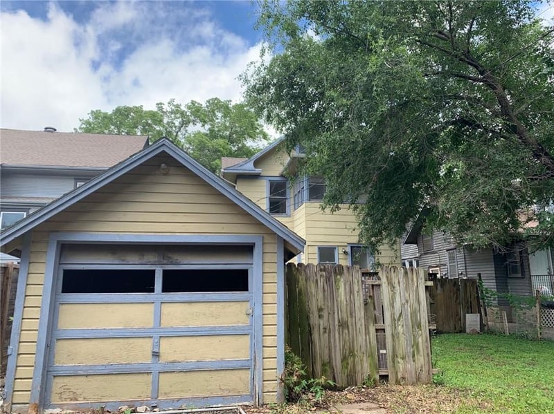 1156 Garfield Ave, Topeka, KS 66604