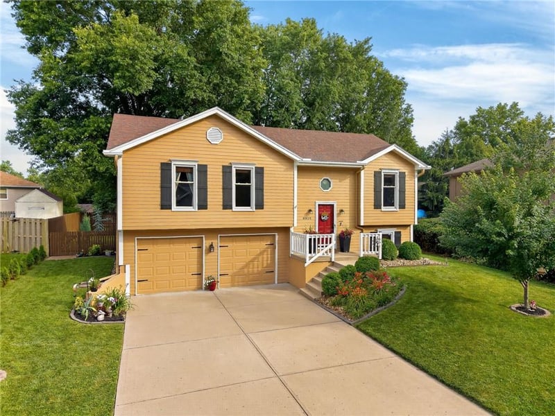 8819 NE 74th Ter, Kansas City, MO 64158