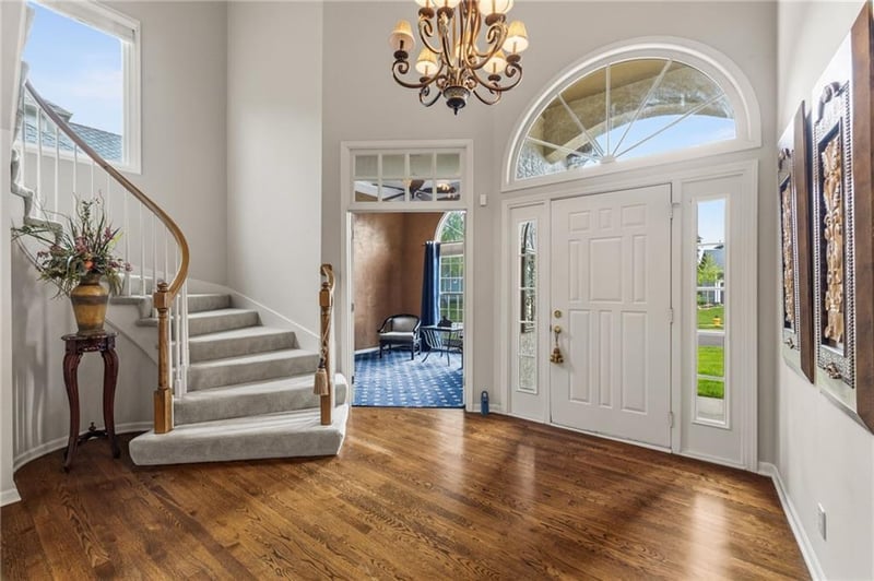 14128 Flint St, Overland Park, KS 66221