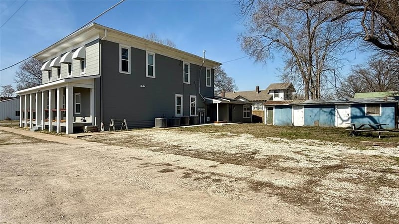 102 3rd St, Linwood, KS 66052