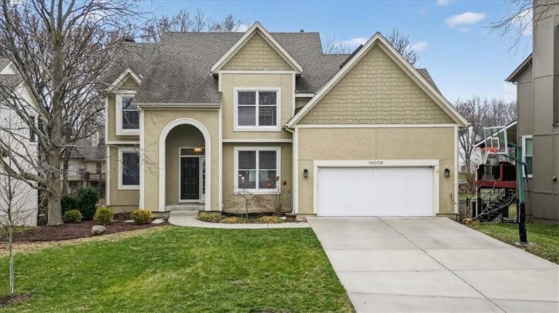 14006 Ash St, Overland Park, KS 66224